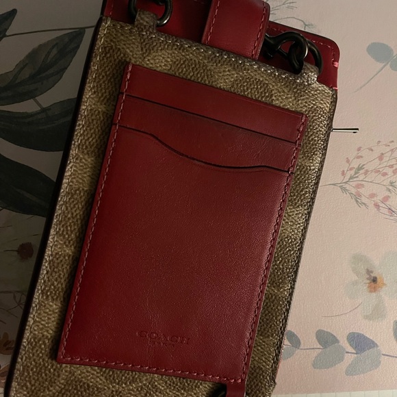 Coach phone crossbody bag - Picture 2 of 3